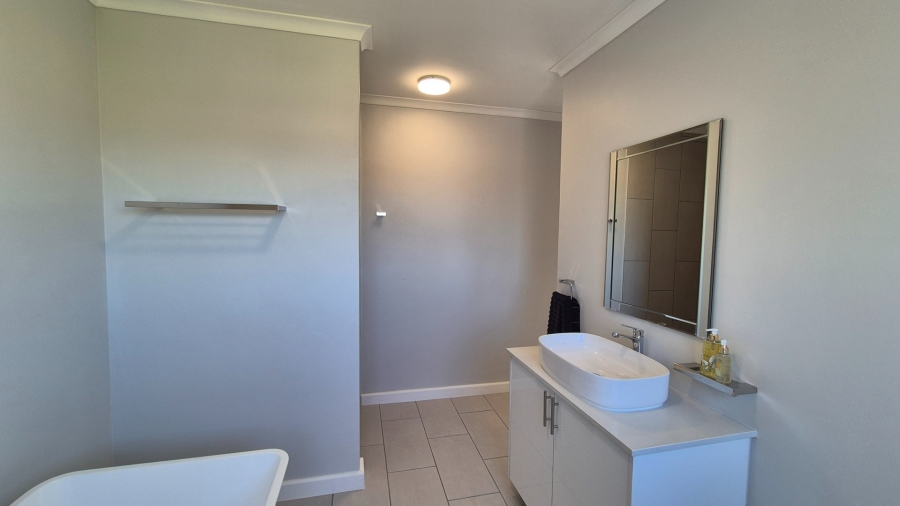 3 Bedroom Property for Sale in Country Club Western Cape